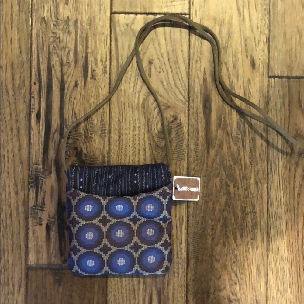 Crossbody purse